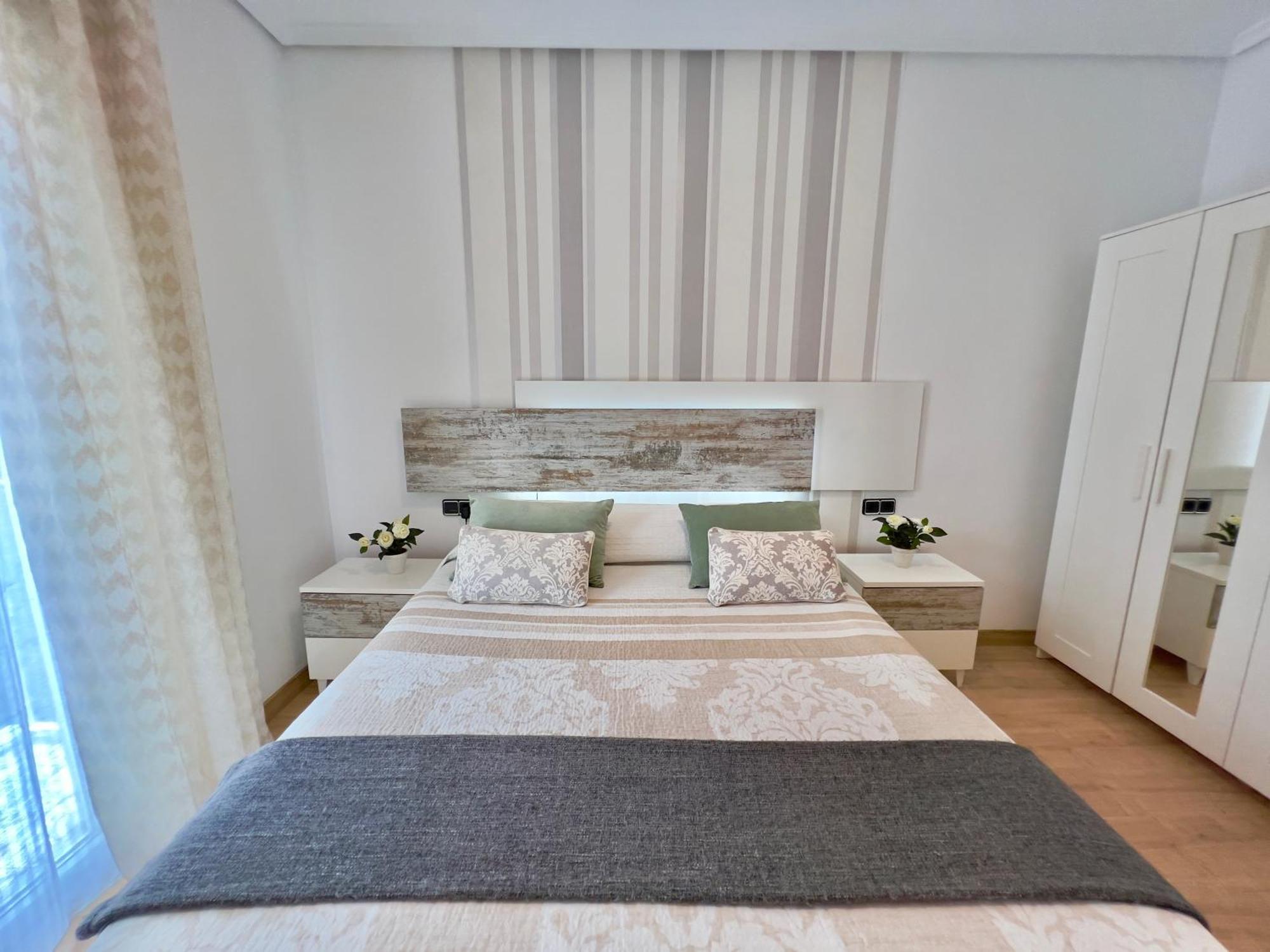 Cozy Apartment In Valencia! Wi-Fi ! Ngoại thất bức ảnh